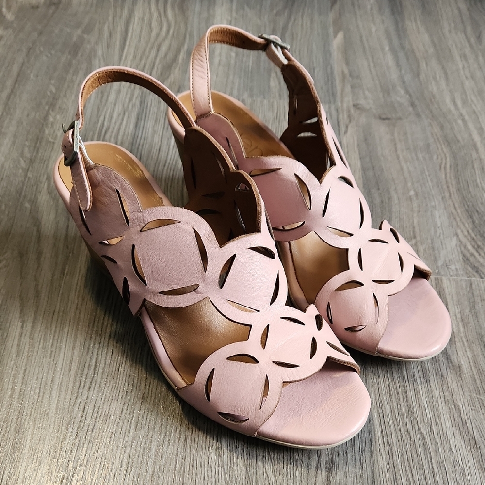 Bueno Cassidy dusty mauve slingback sandals, size 38
